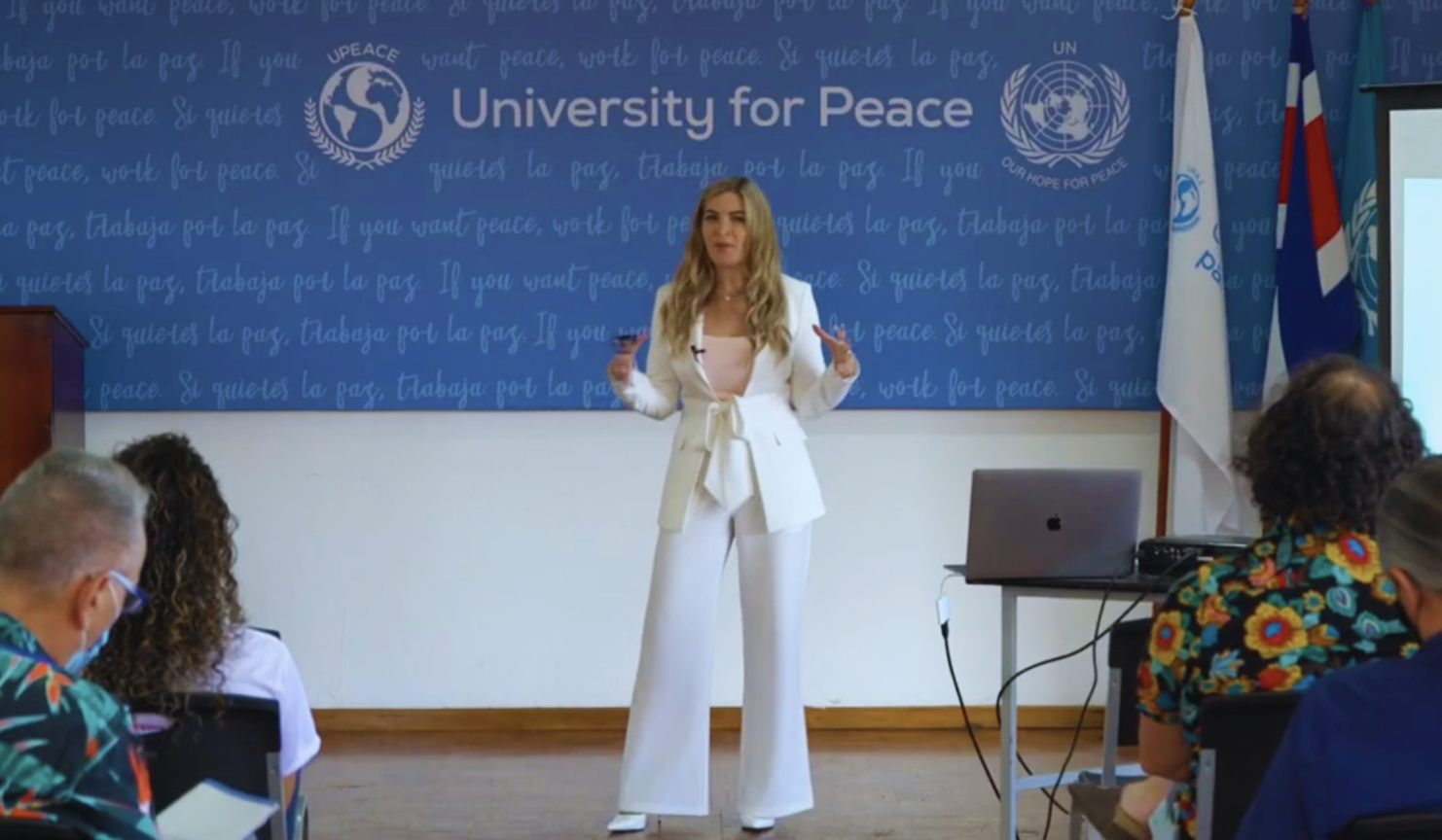 Dr. Gillian Mandich