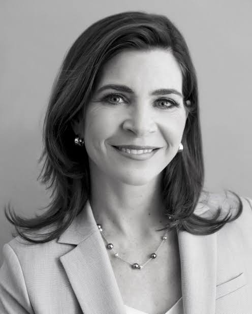Dr. Karen MacNeill