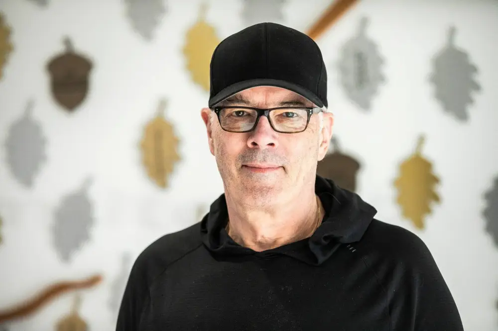 Scott Oake